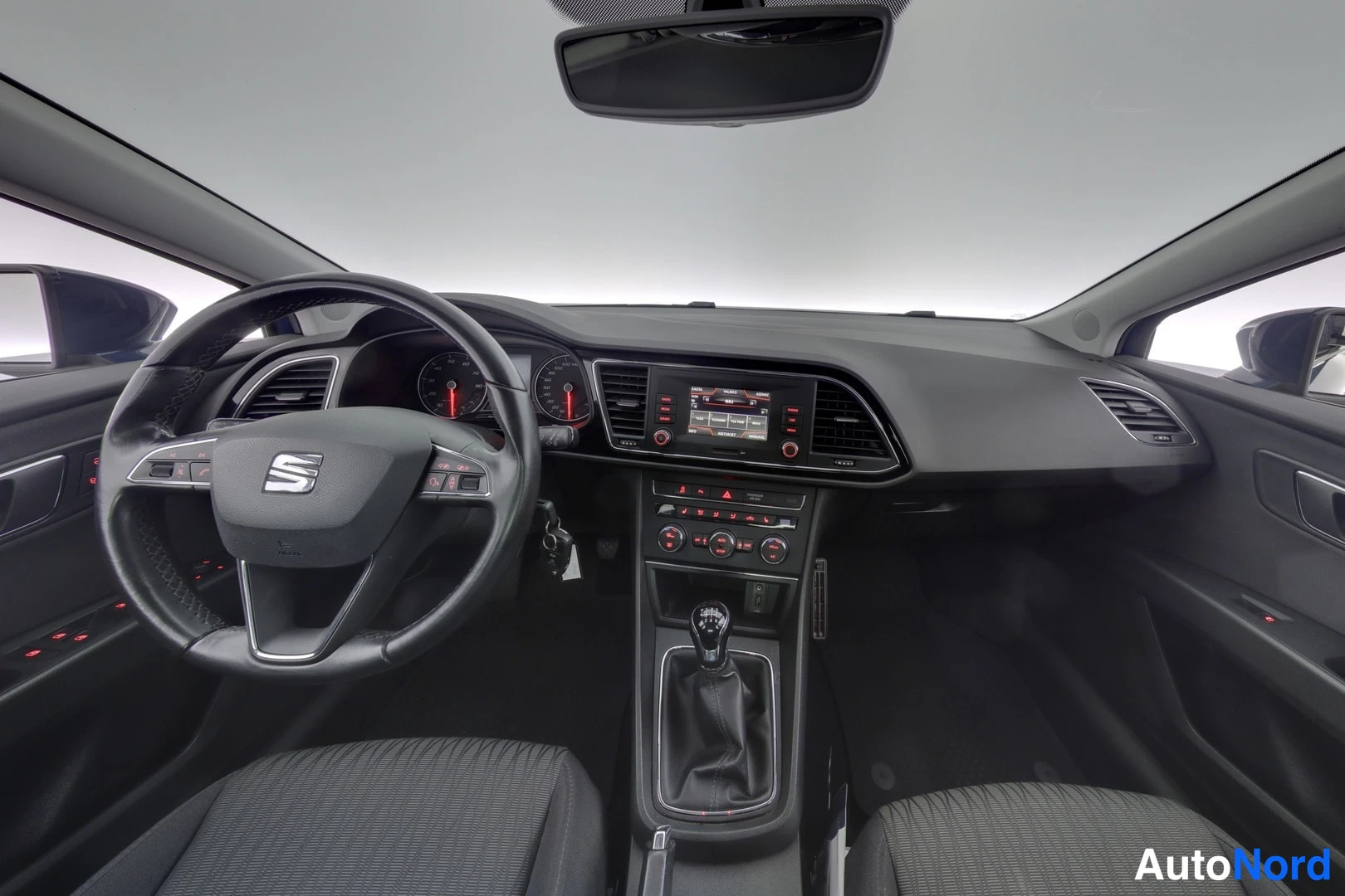 Sininen Seat Leon 2017, kuva 25
