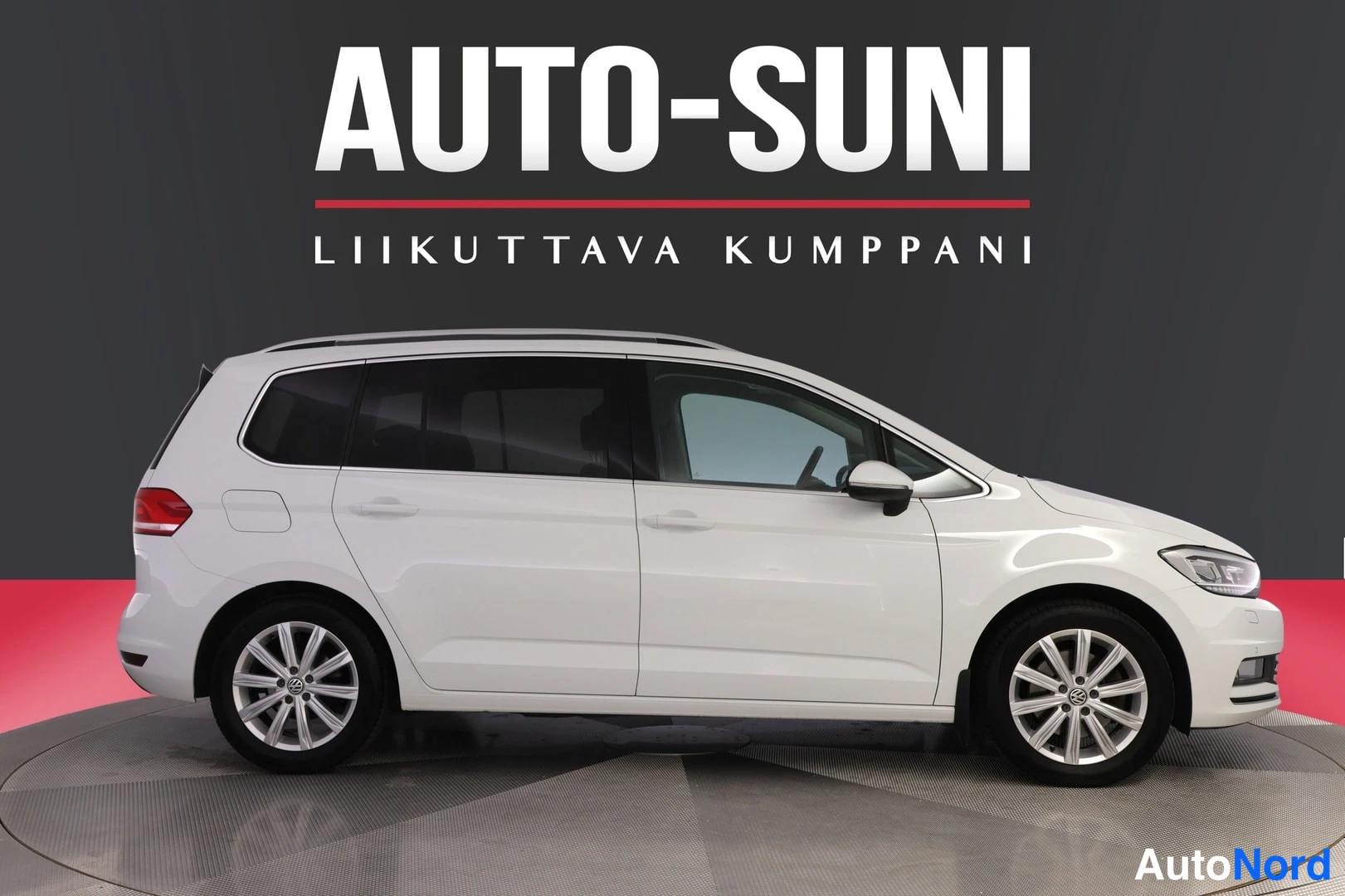 Volkswagen Touran 2016, ulkokuva 2 – Lappeenranta