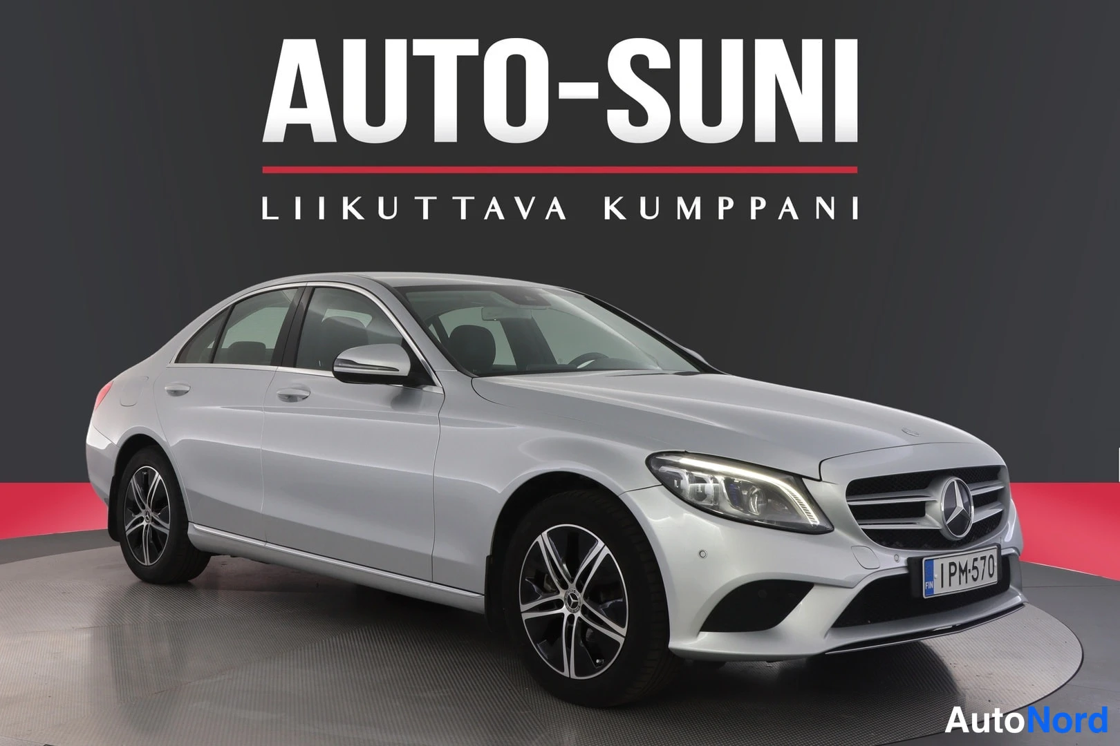 Hopea Mercedes-Benz C 2020, etuviisto, keula oikealle, kuva 2