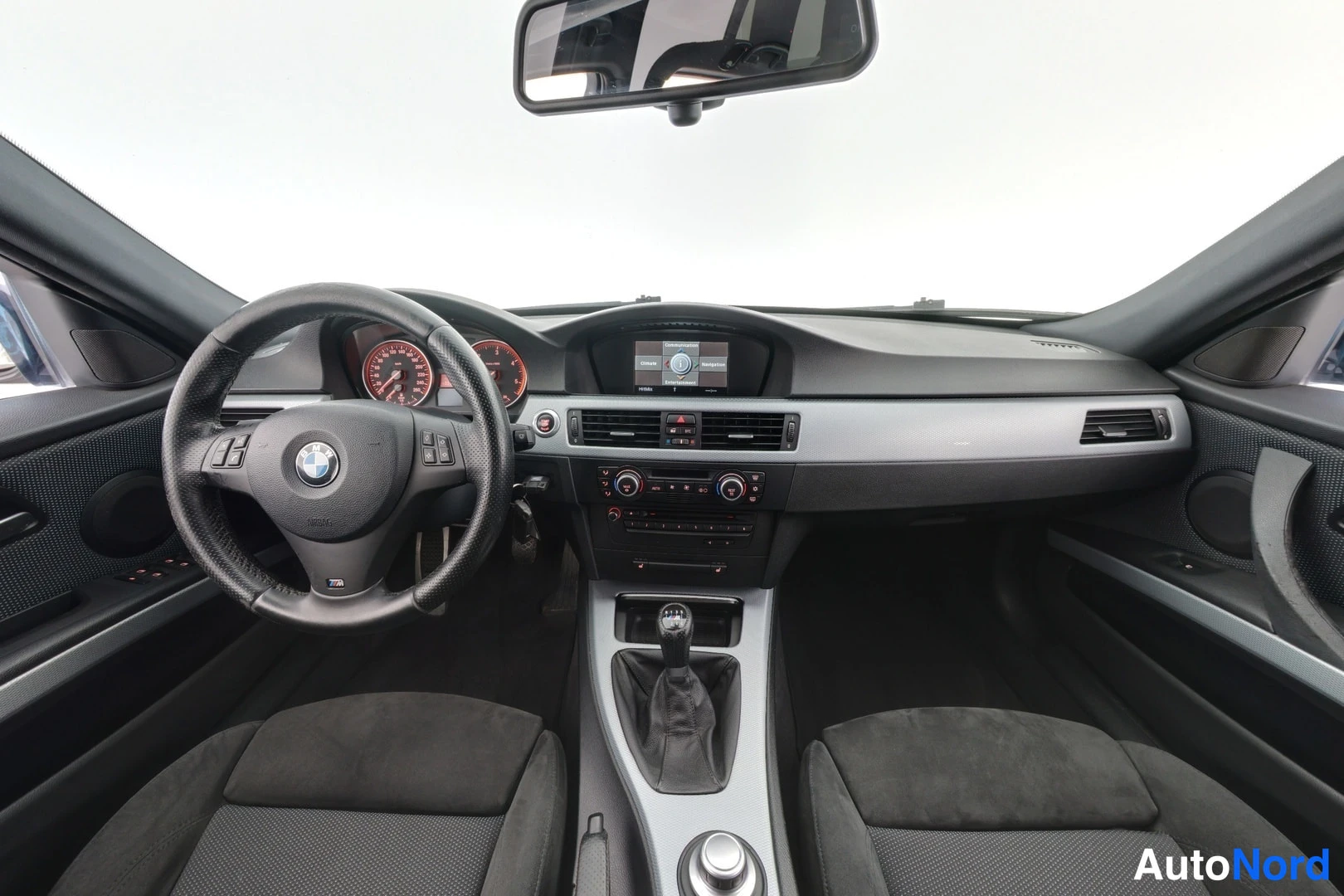 Valkoinen BMW 325d 2008, kuva 7