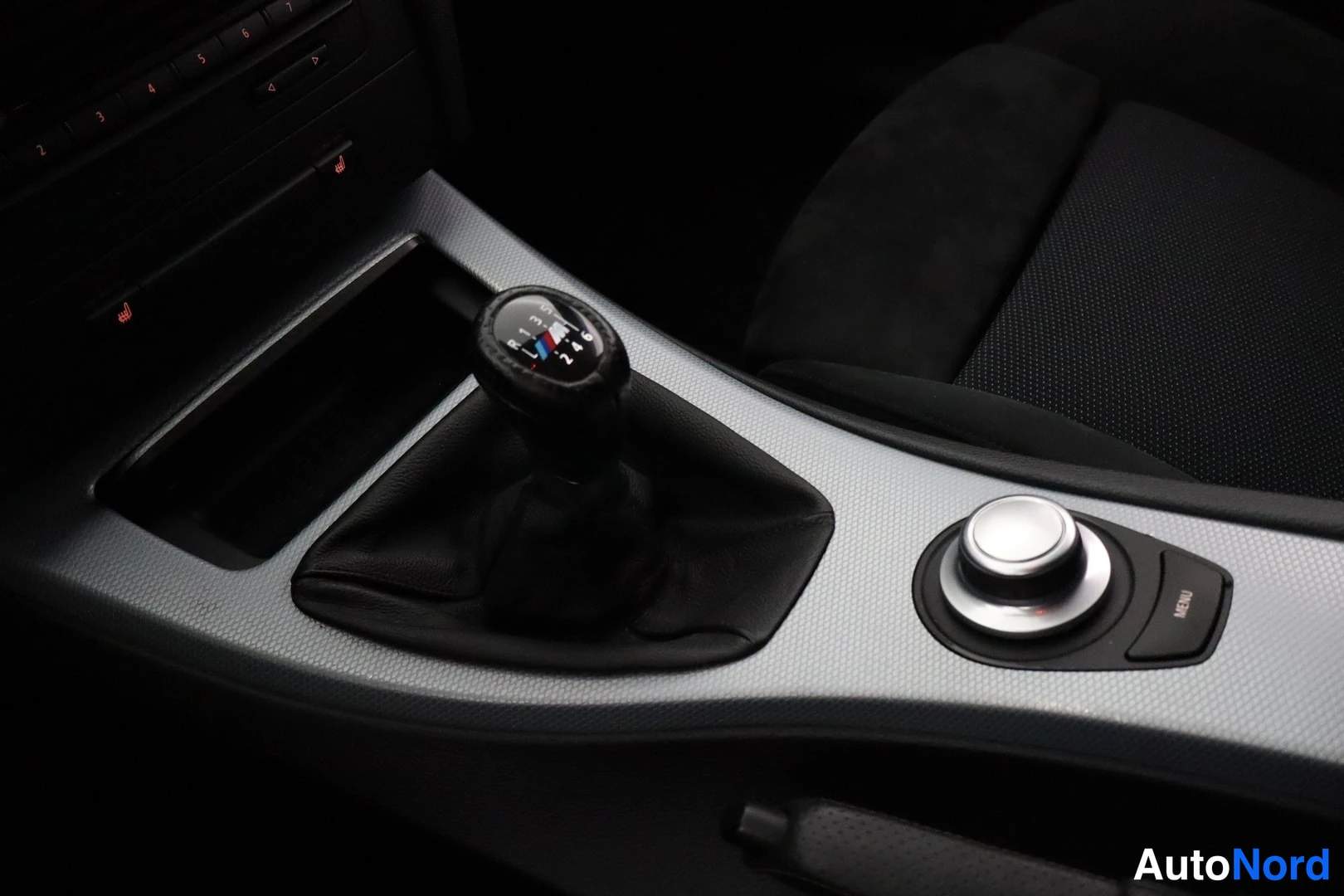 Valkoinen BMW 325d 2008, kuva 21
