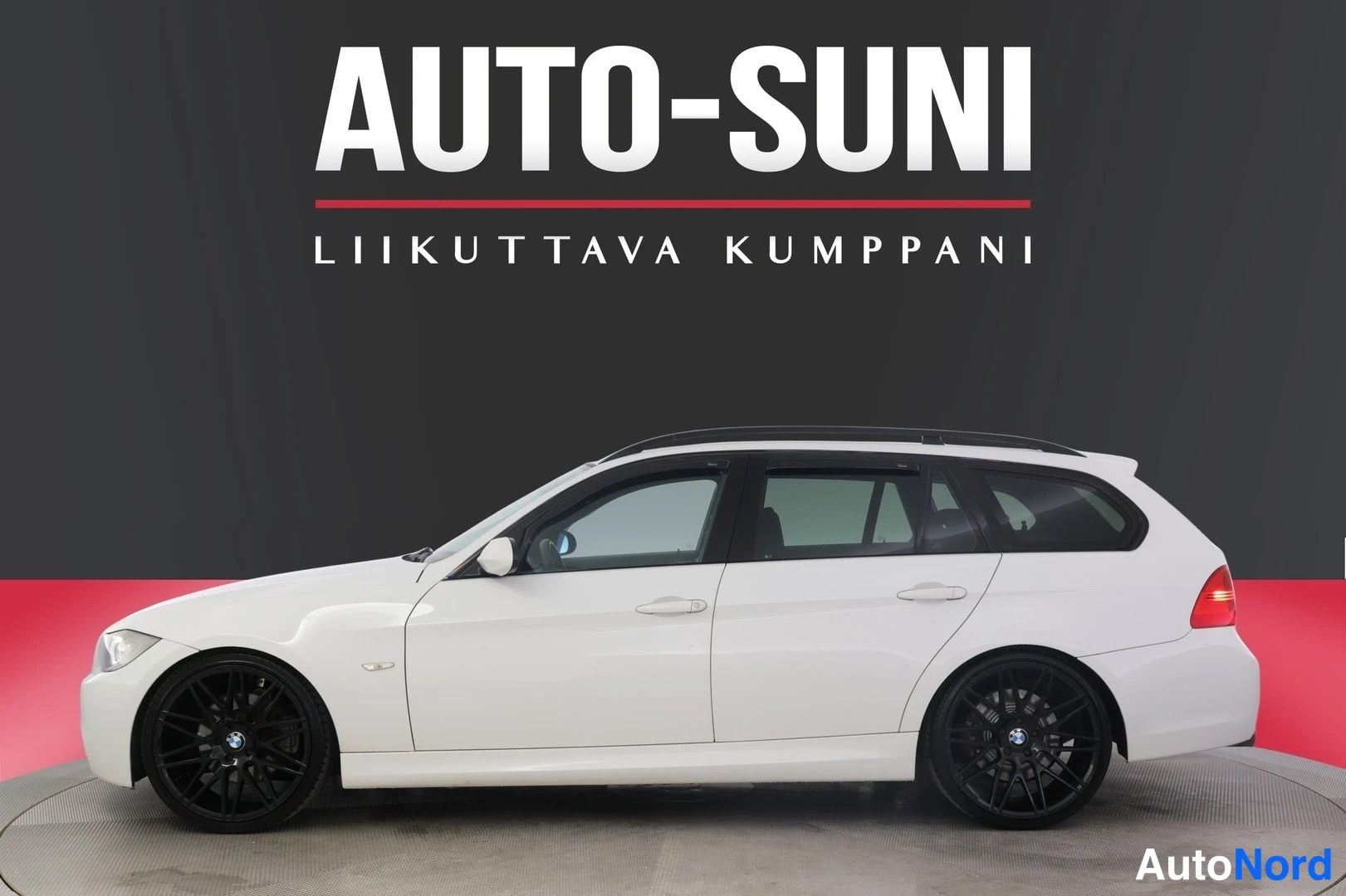 Valkoinen BMW 325d 2008, etuviisto, keula vasemmalle, kuva 2