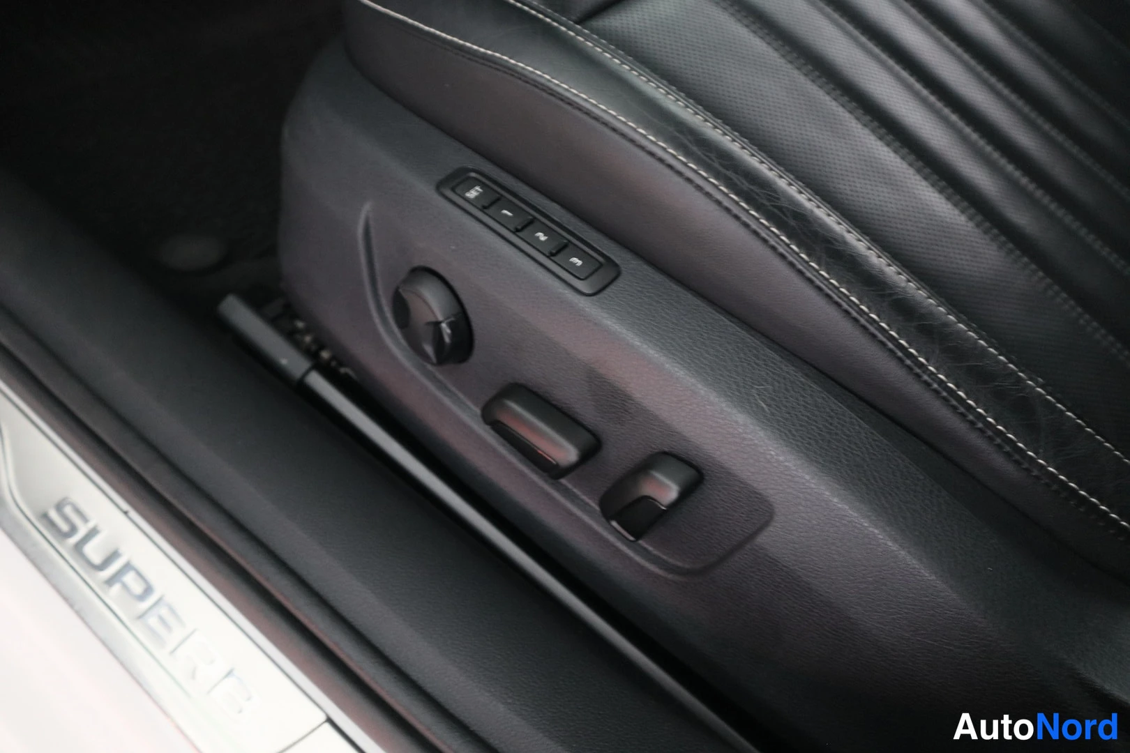 Skoda Superb 2020, ulkokuva 14 – Lappeenranta