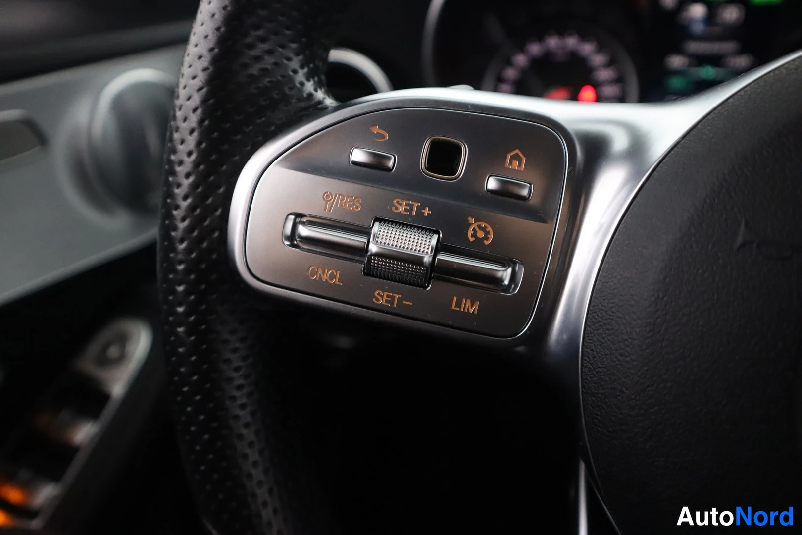Musta Mercedes-Benz C 2019, kuva 24