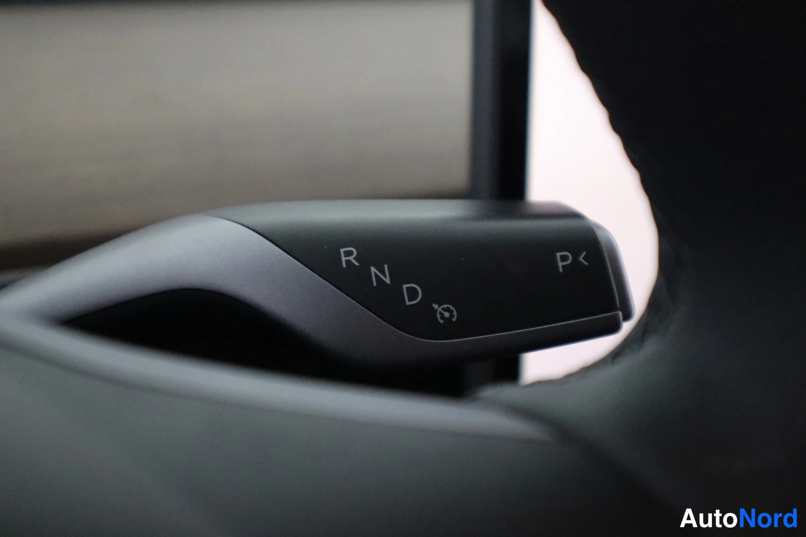Valkoinen Tesla Model Y 2024, ulkokuva 15 – Lappeenranta