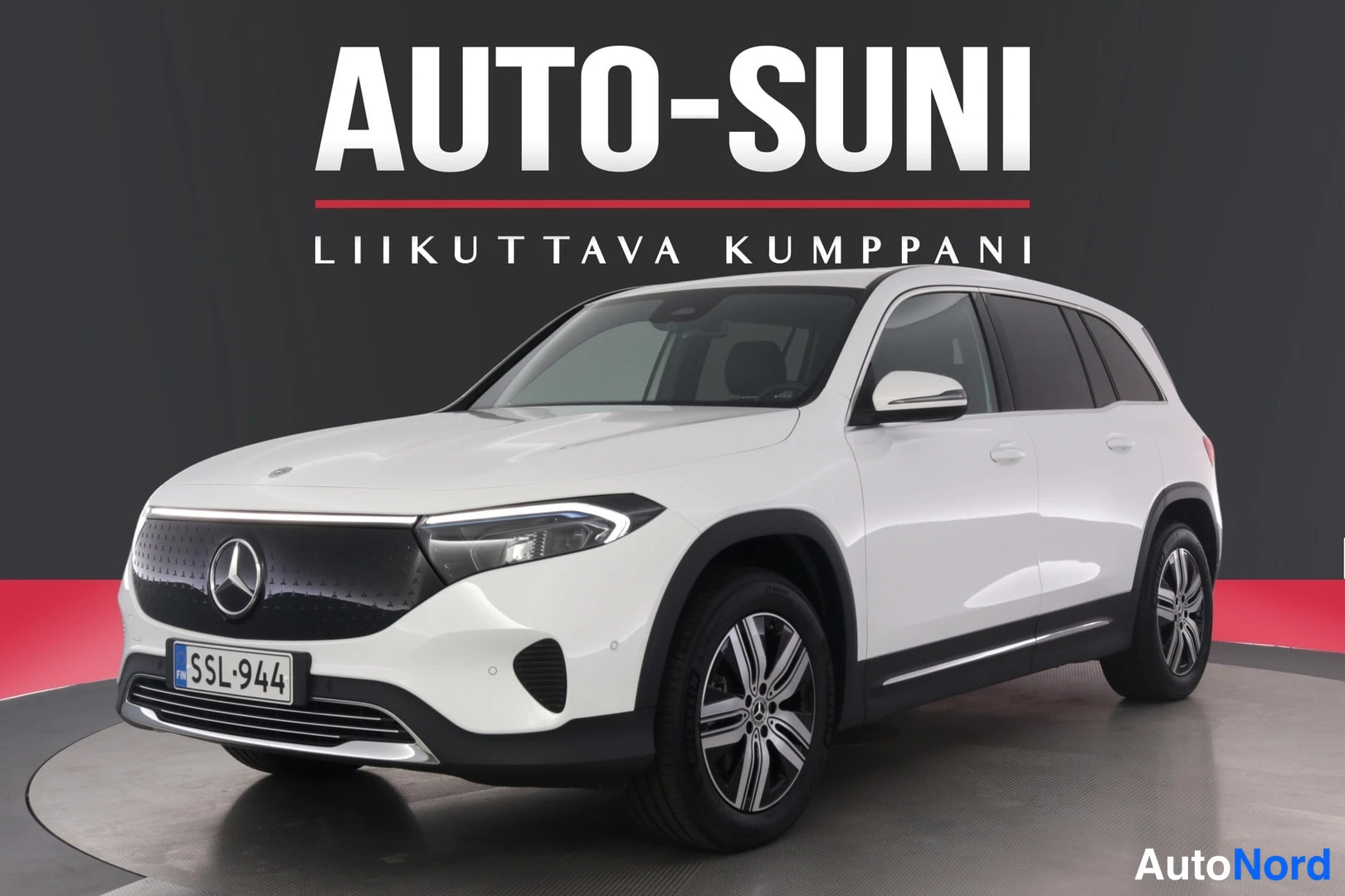 Mercedes-Benz EQB 300 4MATIC 2025