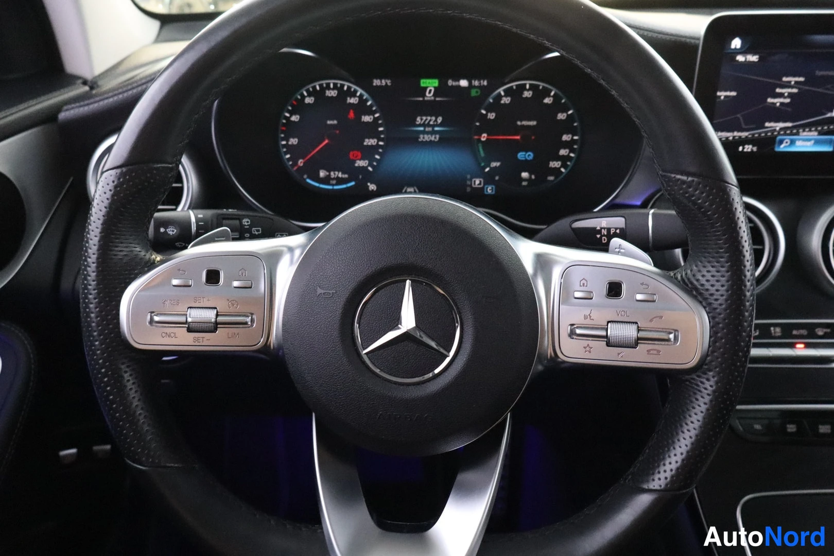 Sivulta: Tiesela 2020 Mercedes-Benz GLC 2020