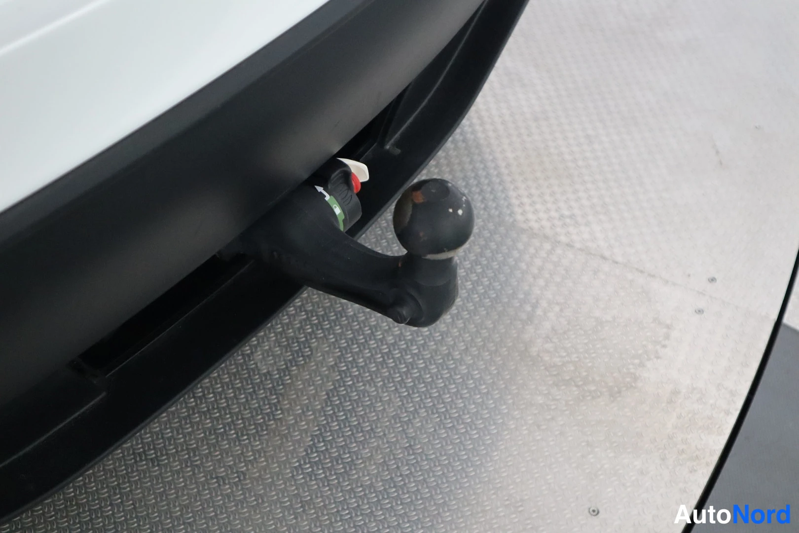 Valkoinen Tesla Model Y 2024, ulkokuva 19 – Lappeenranta