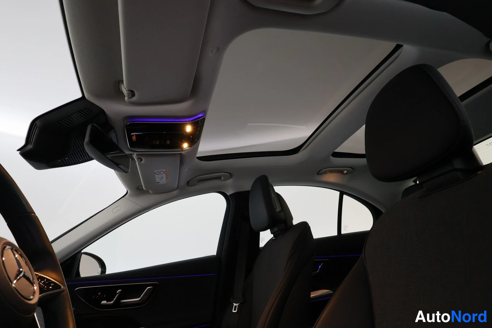Musta Mercedes-Benz E 2025, ulkokuva 17 – Lappeenranta