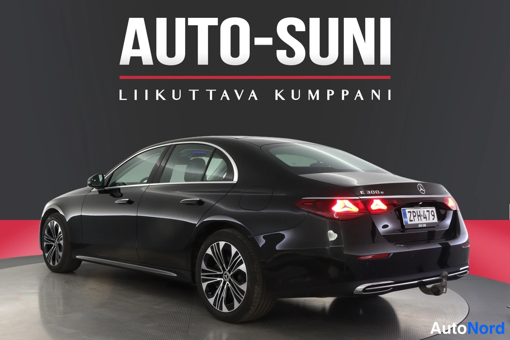 Musta Mercedes-Benz E 2025, ulkokuva 4 – Lappeenranta