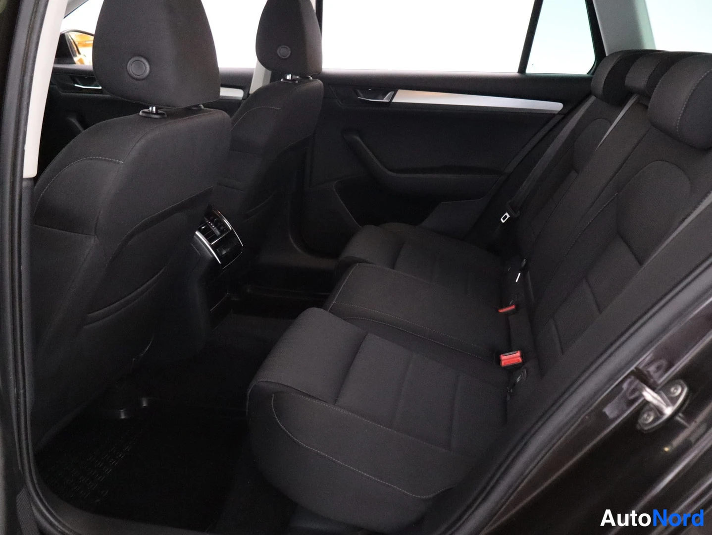 Skoda Superb 2017, ulkokuva 22 – Lappeenranta