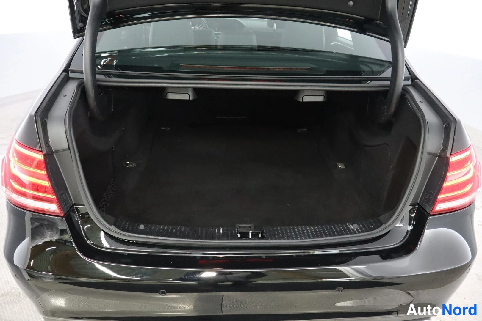 Mercedes-Benz E 2016, ulkokuva 21 – Lappeenranta