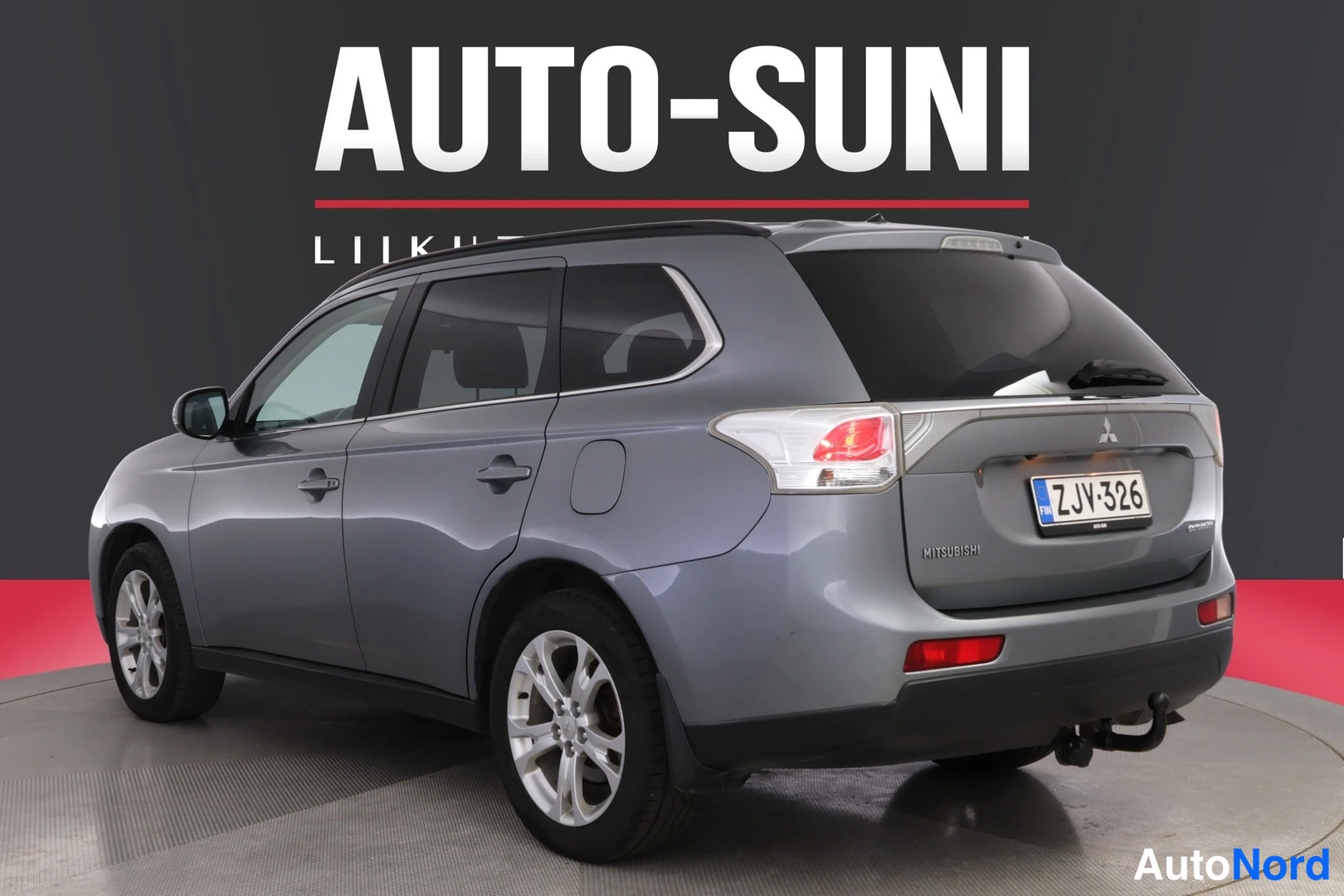 Harmaa Mitsubishi Outlander 2013, takaviisto, kuva 5