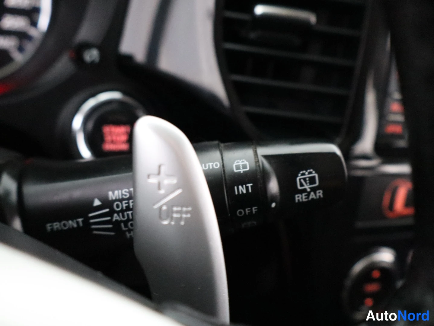 Harmaa Mitsubishi Outlander 2013, yksityiskohta, kuva 28