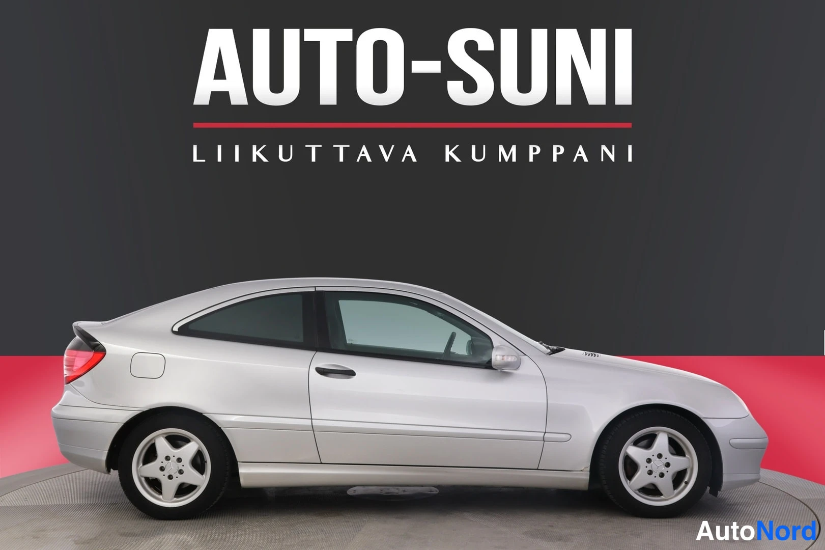 Hopea Mercedes-Benz C 2003, sivulta, kuva 7