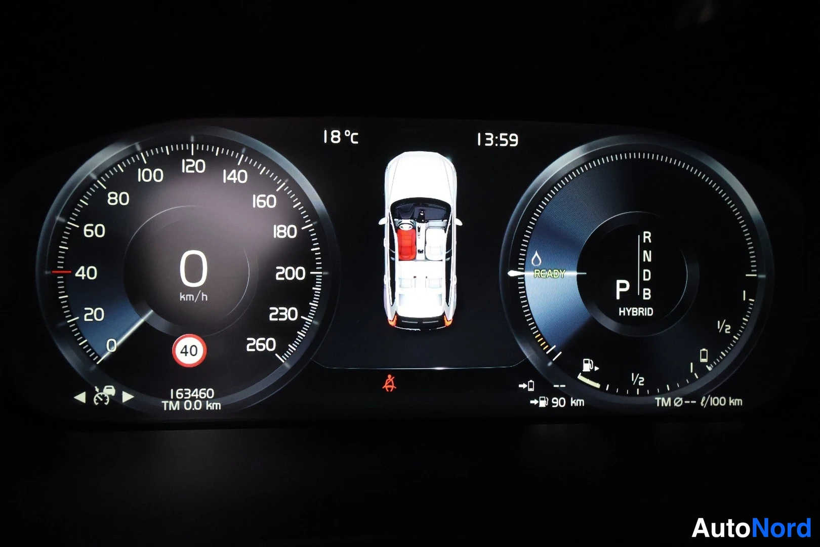Muu: Kojelaudan mittaristo: nopeusmittari ja hybridi-indikaattori, kokonaislukema 163 460 km, P-R-N-D-B-valitsin.