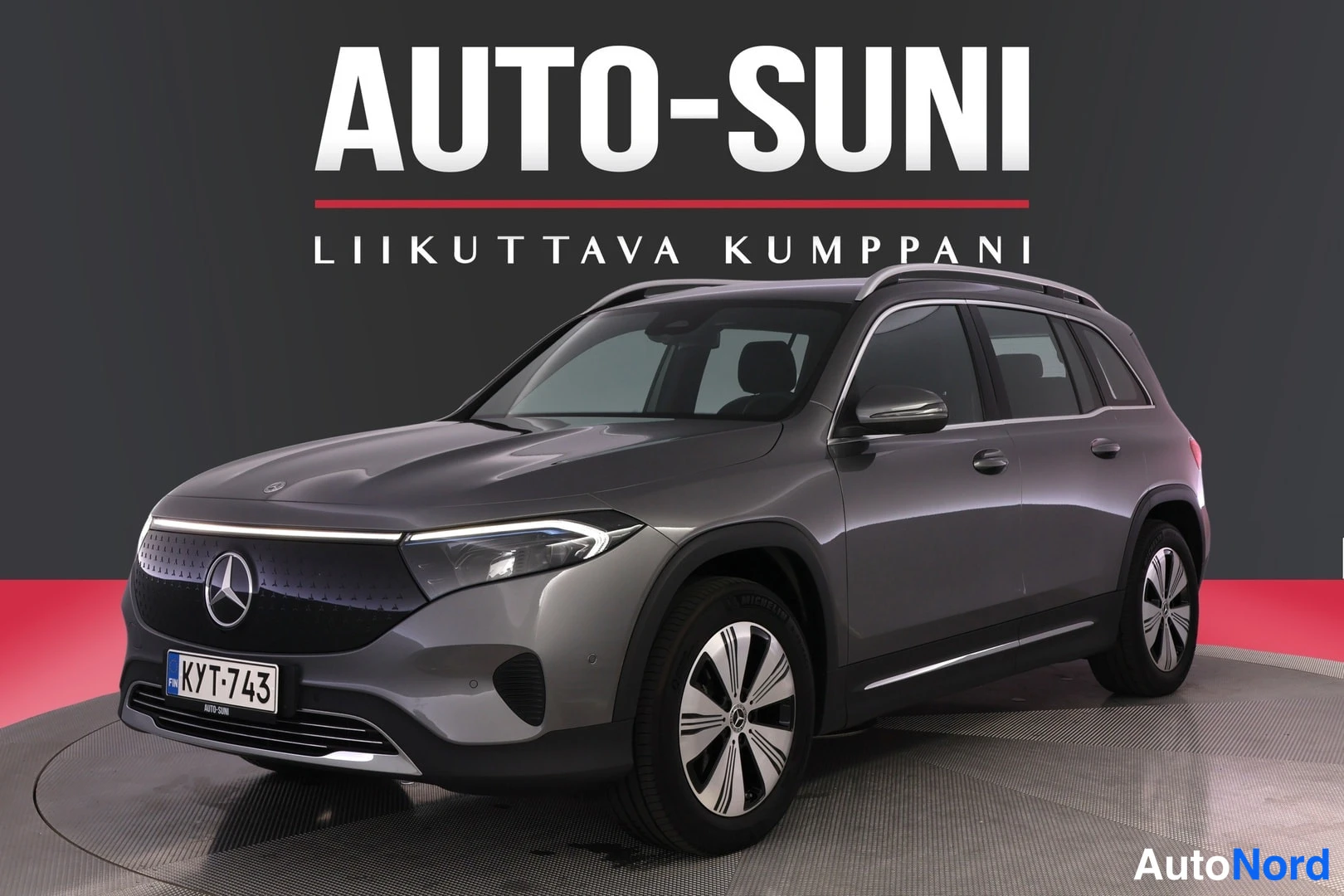 Mercedes-Benz EQB 2025