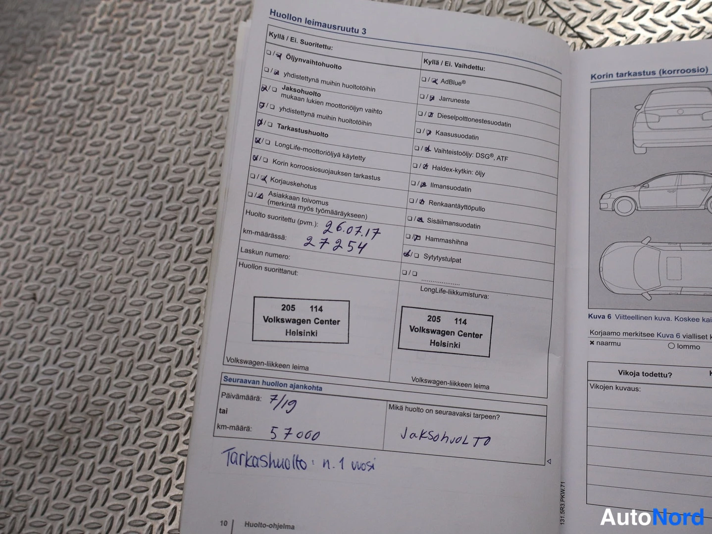 Muu: Huollon leimausruutu 3 huoltokirjassa: huolto 26.07.17, km 27254, leimat Volkswagen Center Helsinki, seuraava huolto 7/19 tai 57000 km, jaksohuolto ja tarkastus