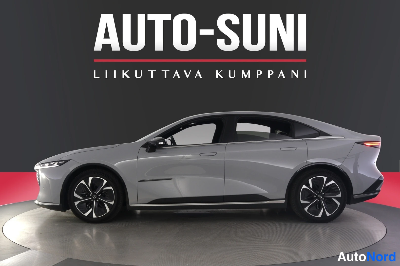 Hopea Mazda 6e 2026, etuviisto, keula vasemmalle, kuva 2
