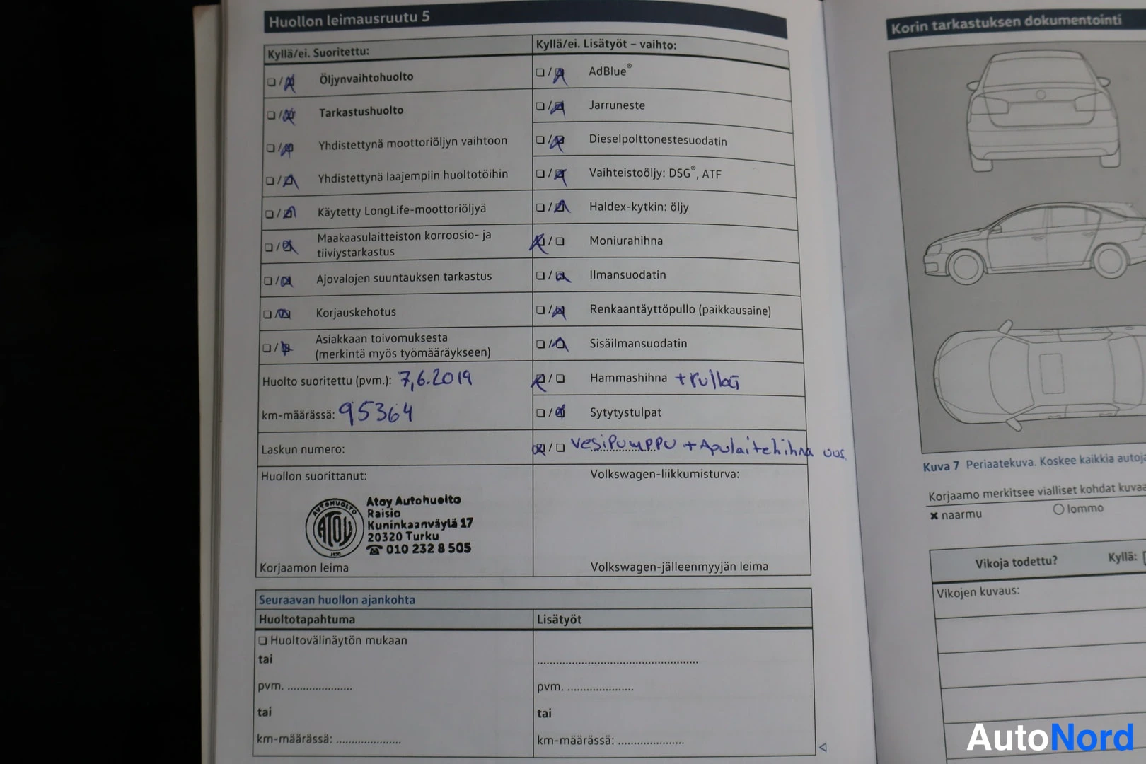 Muu: Huoltokirjan sivu: huollon leimausrutu 5, käsin merkitty huolto 7.6.2019 ja 95364 km, huoltoliike Atay Autohuolto Raisio; lisätyöt monirauhihna, hammasrihna ja