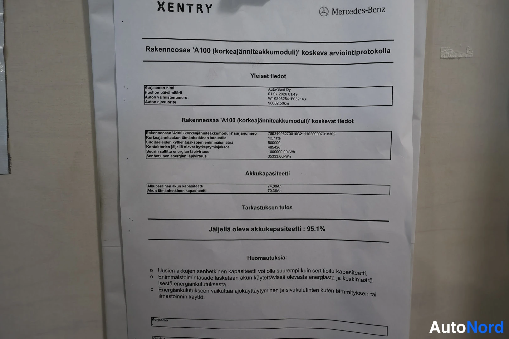 Yksityiskohta: XENTRY-tuloste korkeajänniteakumoduulin arviointiprotokollasta, jäljellä oleva akkukapasiteetti 95,1 %.