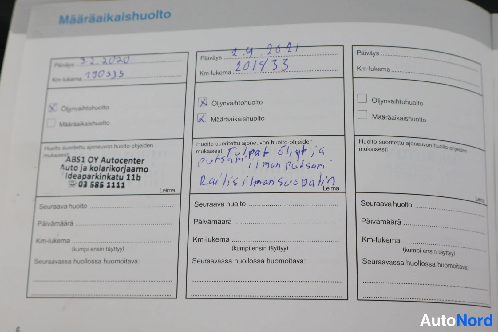 Asiakirja: Huoltokirjan Määräaikaishuolto-sivu, täytetyt huollot vuosilta 2020 ja 2021.