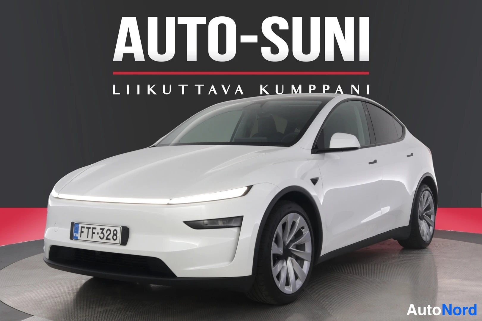 Tesla Model Y, 2025