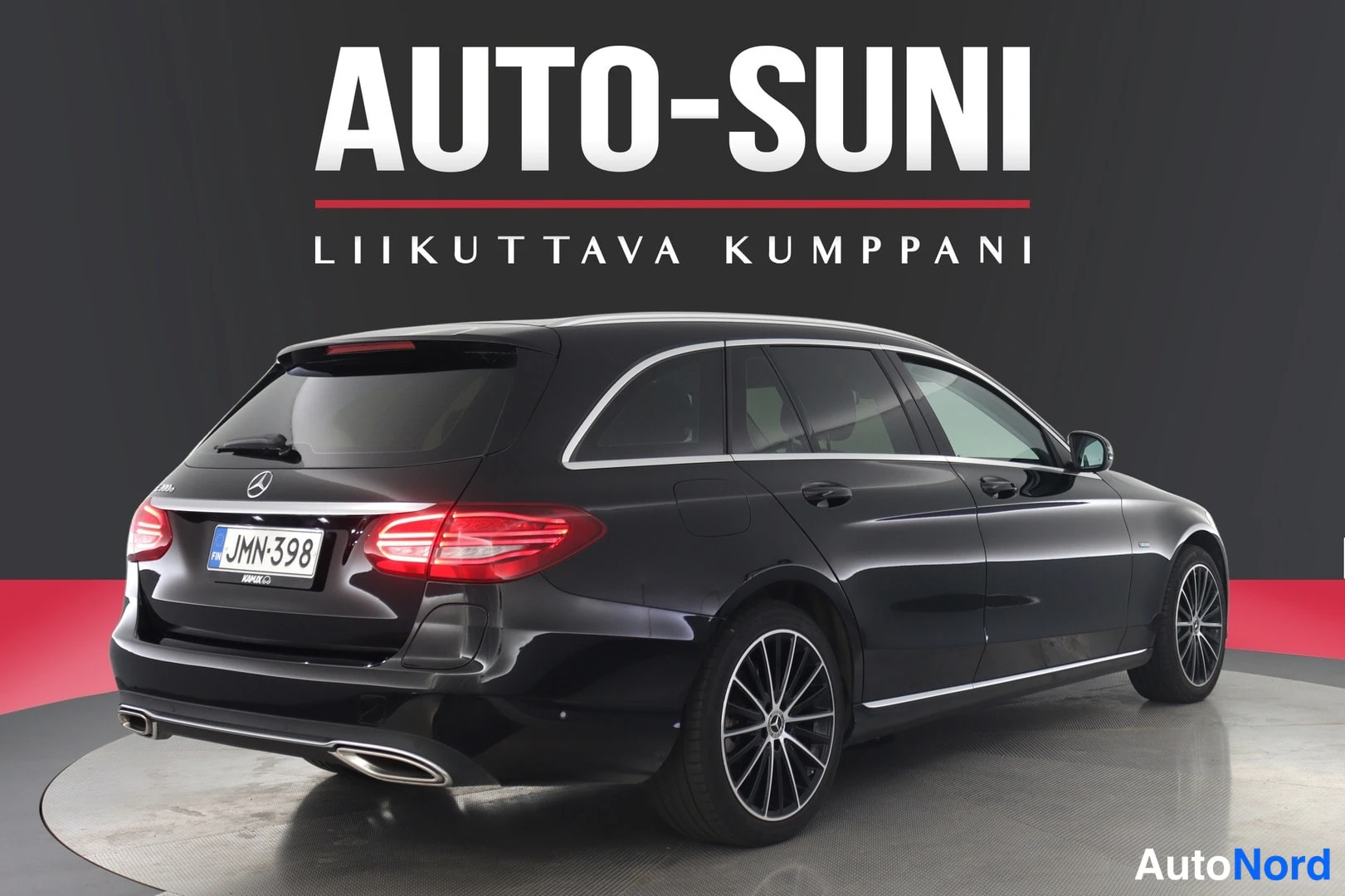 Musta Mercedes-Benz C 2020, takaviisto, kuva 5