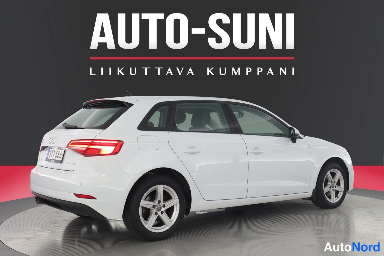 Valkoinen Audi A3 2019, takaviisto, kuva 4