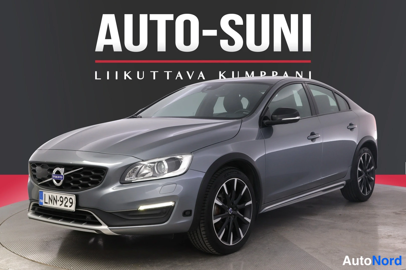 Volvo S60 Cross Country D5 AWD R-Design 2016