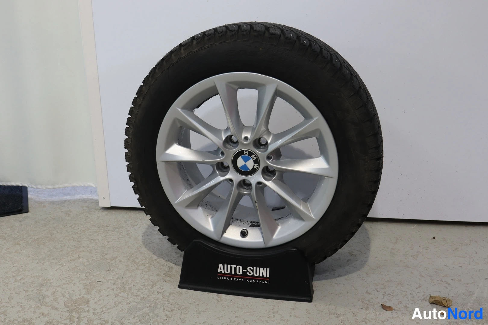 Valkoinen BMW 118i 2018, kuva 26