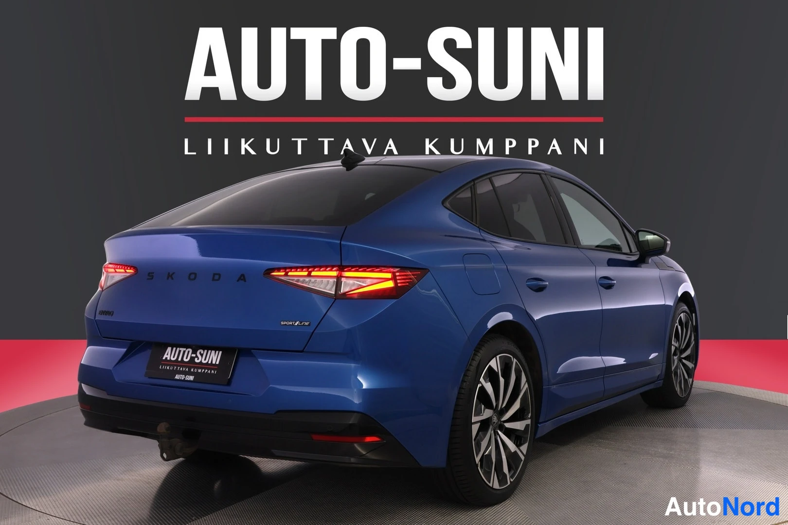Sininen Skoda Enyaq 2026, takaviisto, kuva 4