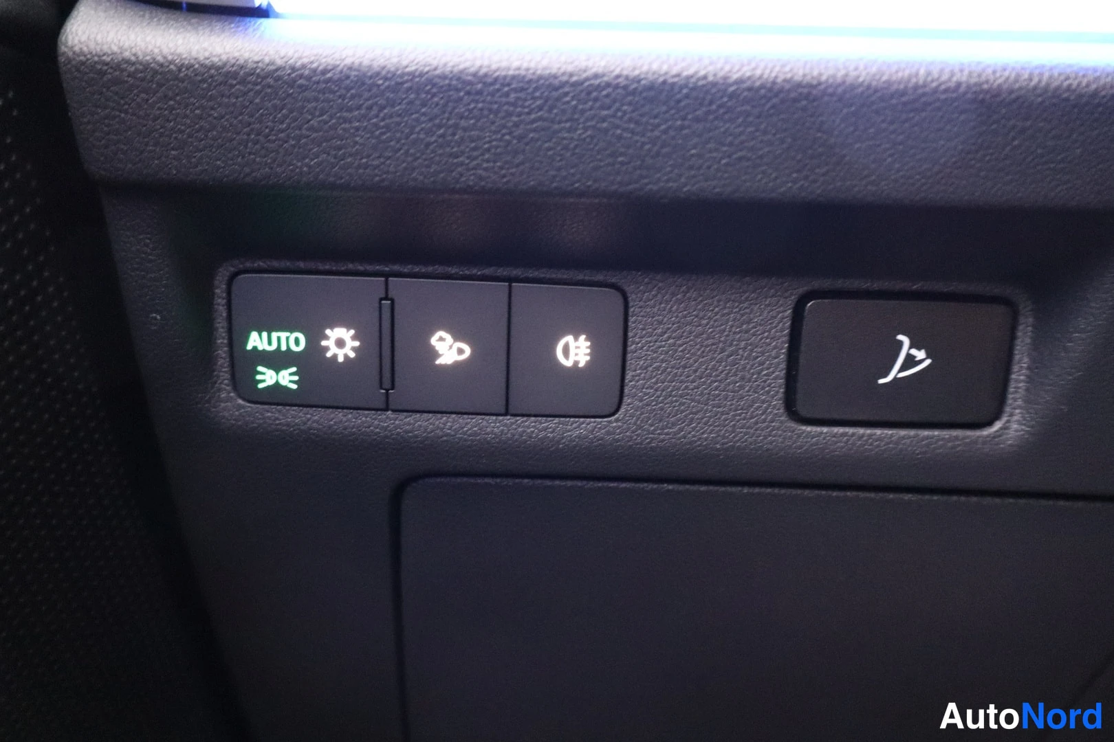 Sininen Skoda Enyaq 2026, yksityiskohta, kuva 32