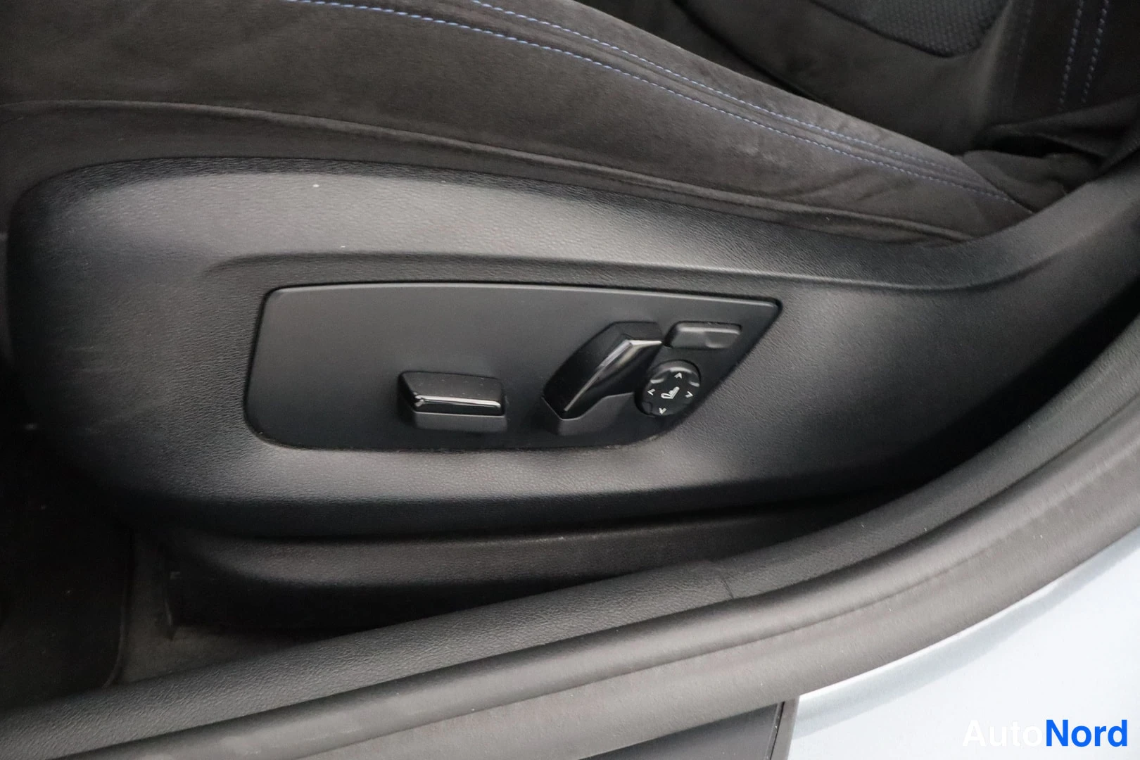 Harmaa BMW 520d xDrive 2018, yksityiskohta, kuva 20
