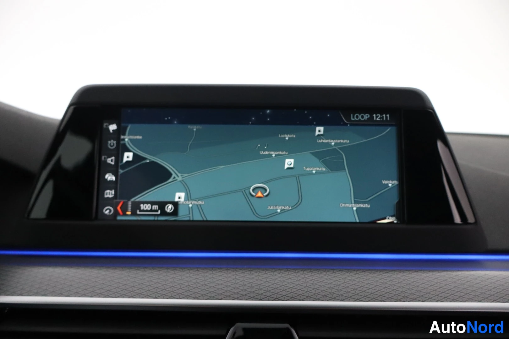 Harmaa BMW 520d xDrive 2018, yksityiskohta, kuva 26