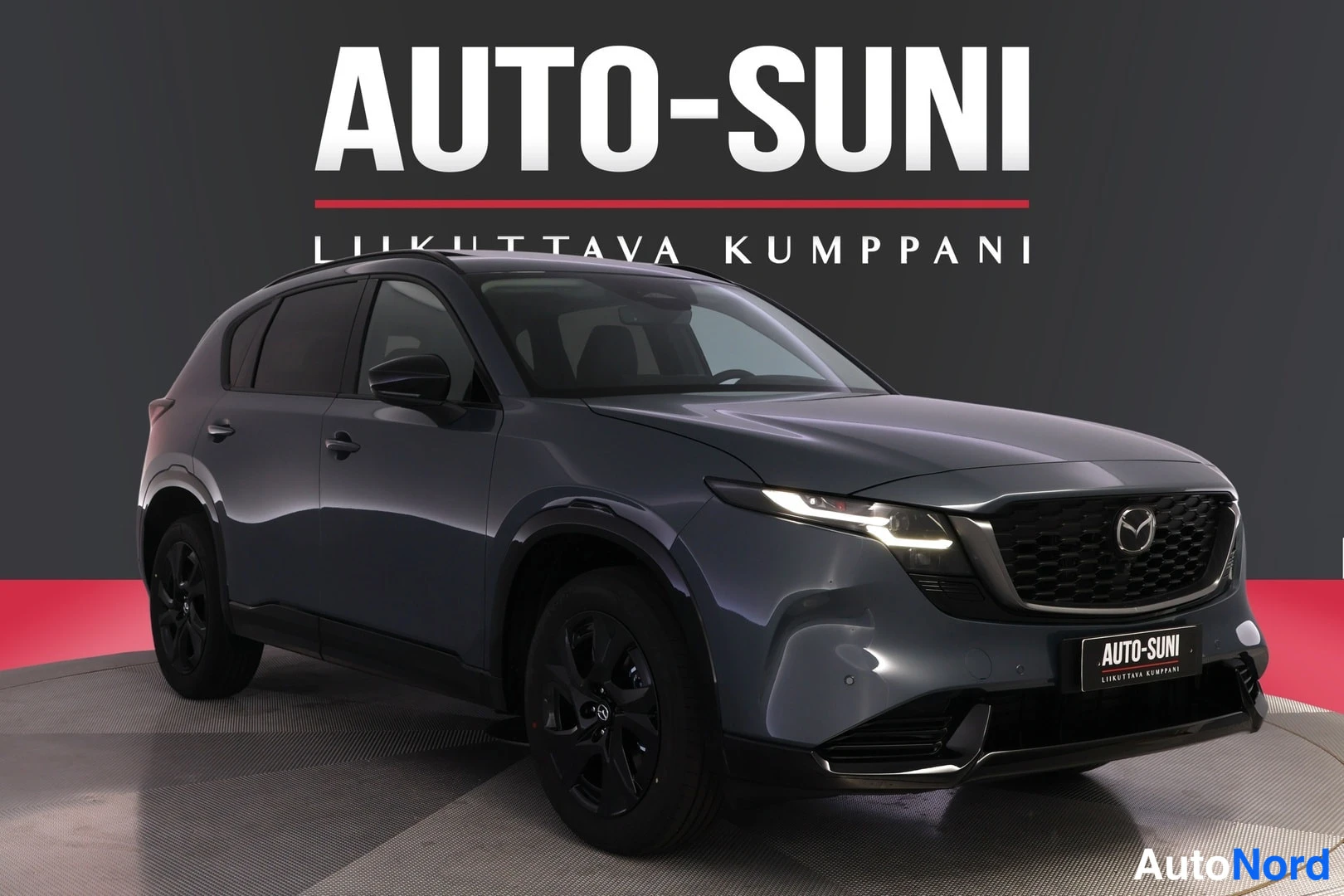 Harmaa Mazda CX-5 2026, etuviisto, keula oikealle, kuva 4