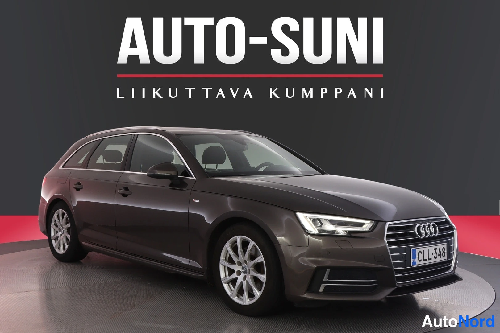 Ruskea Audi A4 2018, etuviisto, keula oikealle, kuva 4
