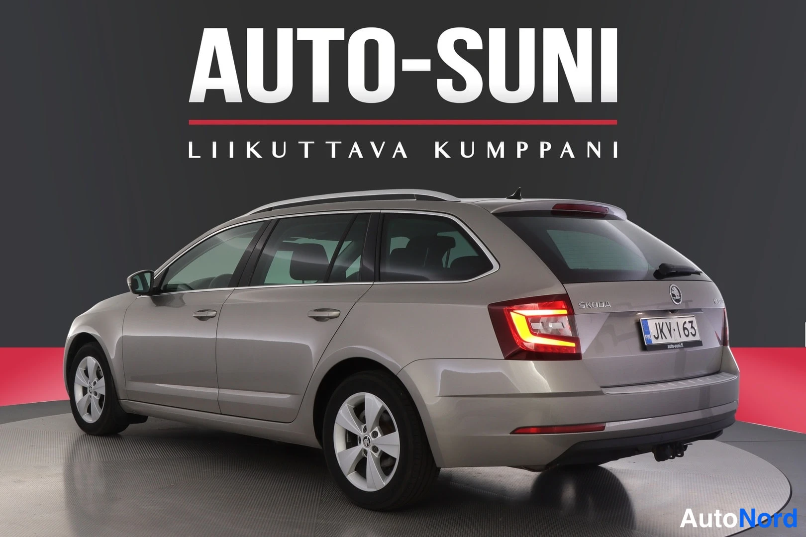 Takaviisto: used car
