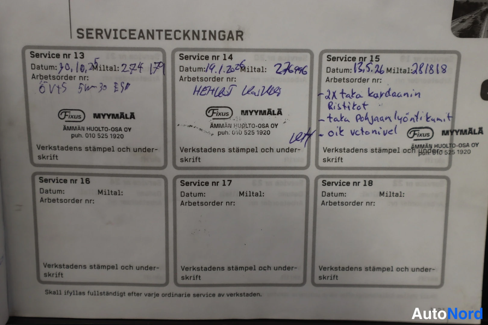 Muu: Huoltokirjan huoltolehti, jossa käsinkirjoitetut merkinnät huolloista 13–15