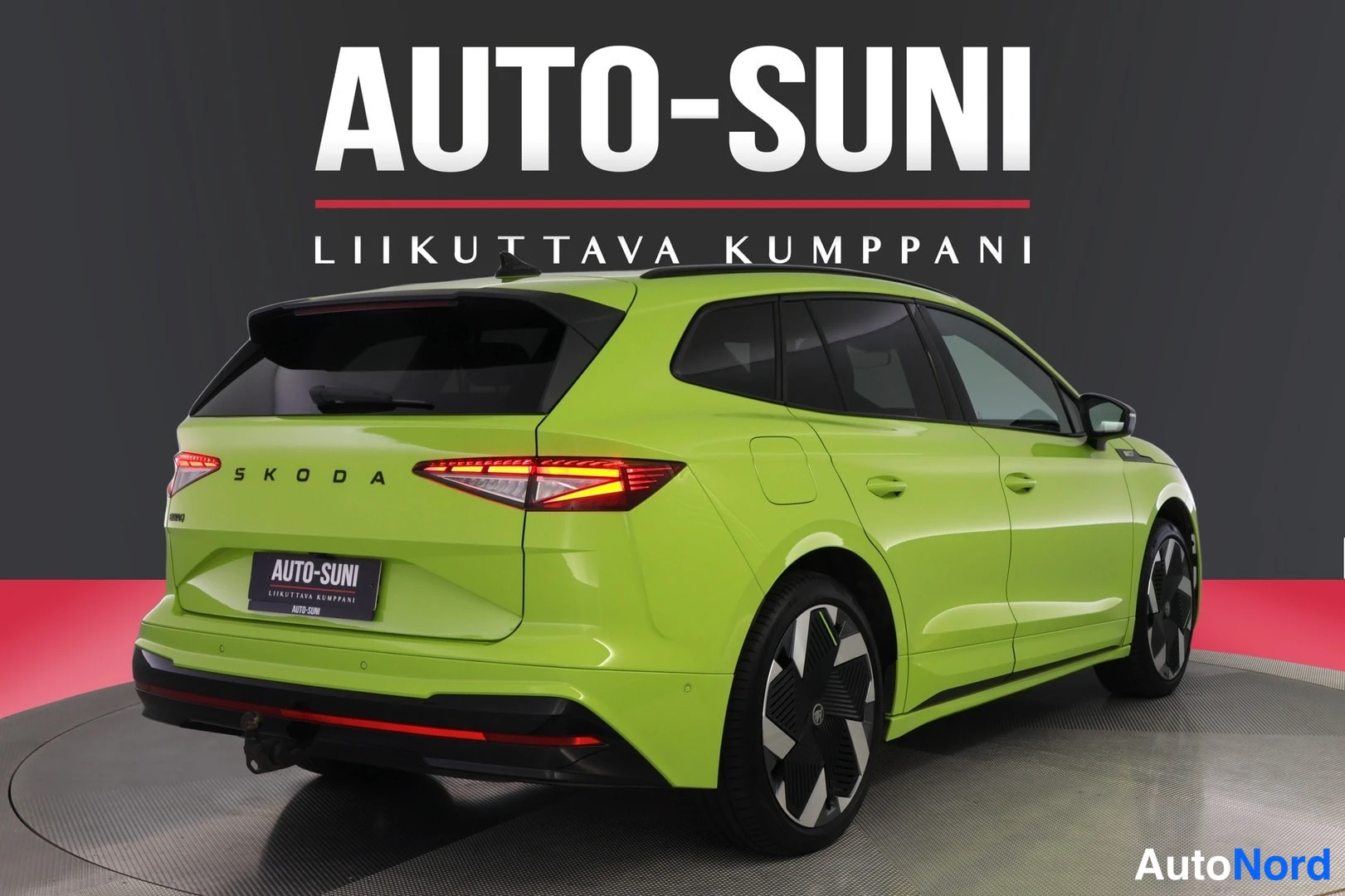 Vihreä Skoda Enyaq 2026, takaviisto, kuva 5