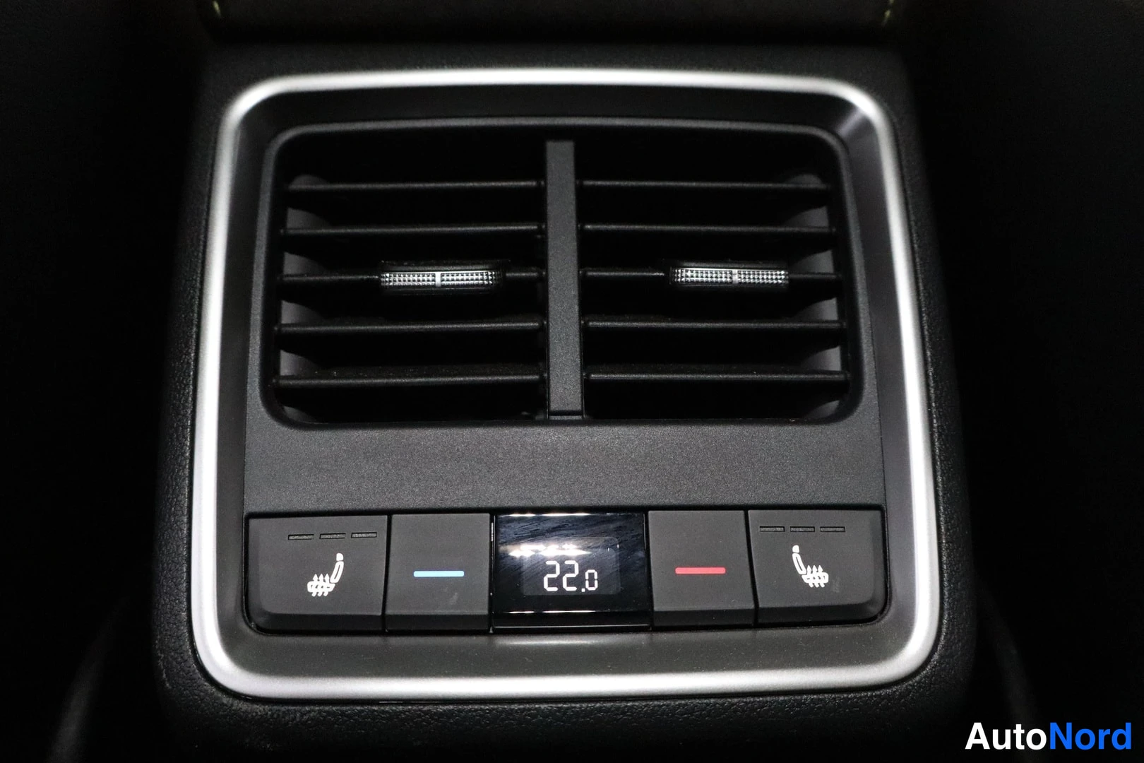 Vihreä Skoda Enyaq 2026, kuva 29