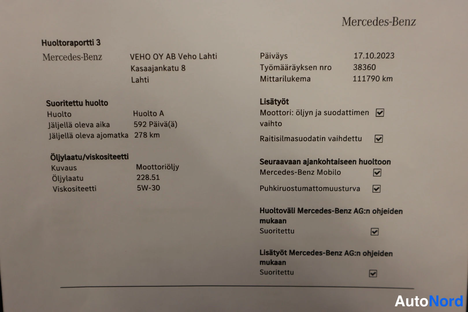 Asiakirja: Huoltoraportti 3 Mercedes-Benz 17.10.2023, mittarilukema 111790 km, suoritettu Huolto A.
