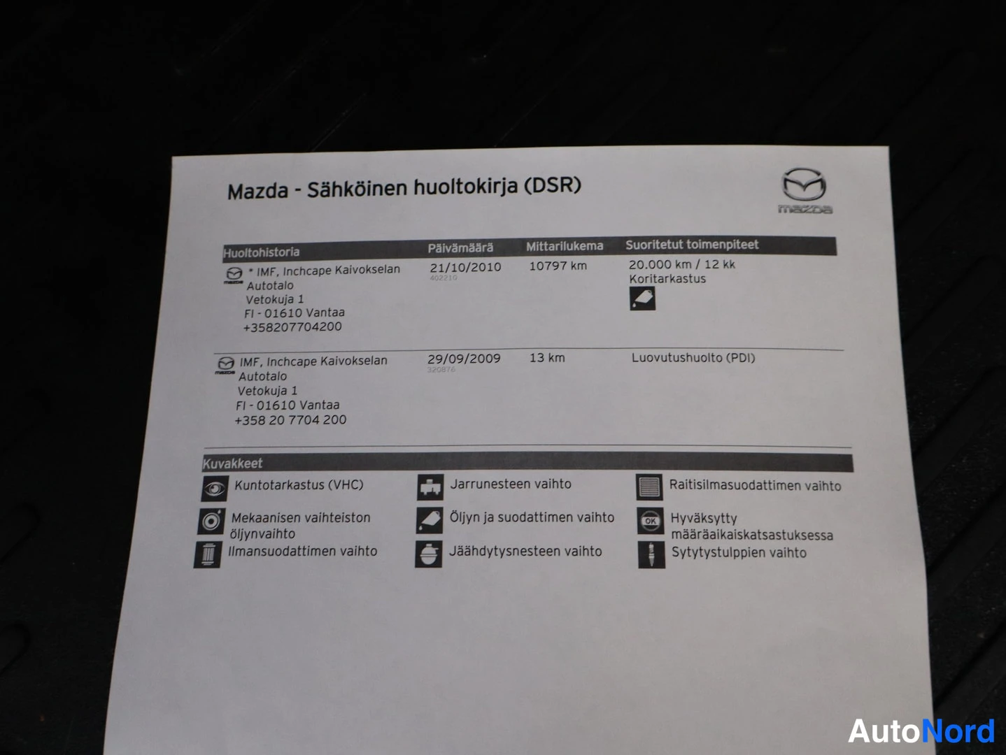 Asiakirja: Mazdan sähköinen huoltokirja (DSR) -dokumentti huoltohistoriamerkinnöillä.