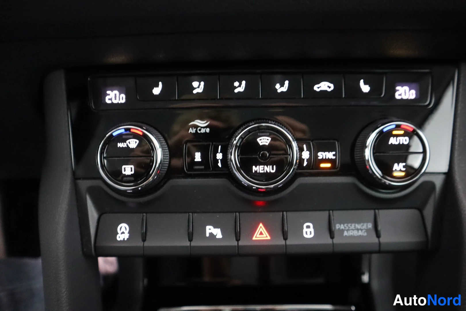 Harmaa Skoda Kodiaq 2022, yksityiskohta, kuva 24
