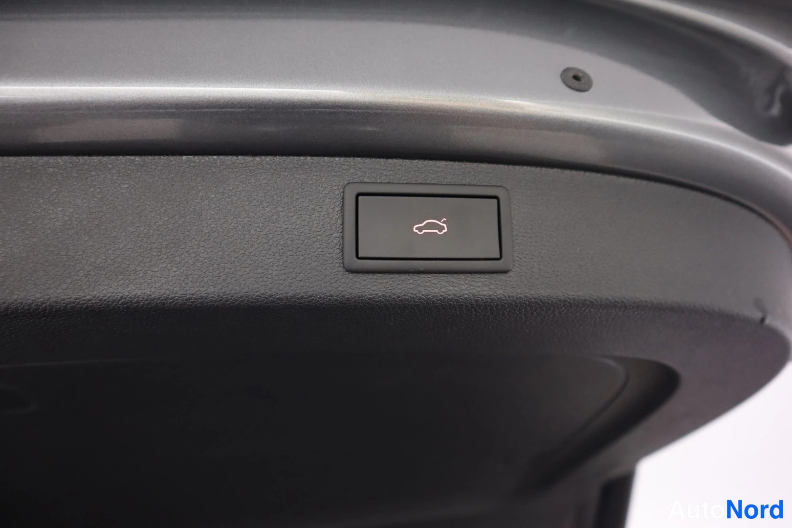 Harmaa Skoda Kodiaq 2022, yksityiskohta, kuva 26