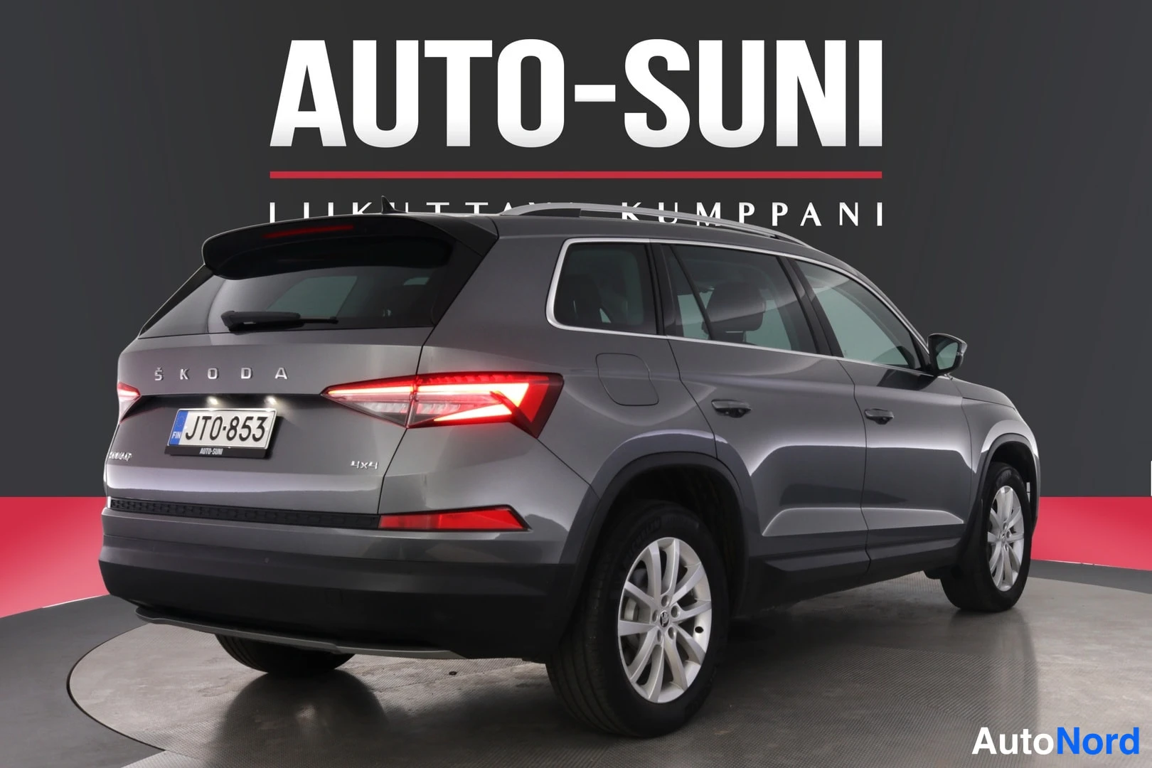 Harmaa Skoda Kodiaq 2022, takaviisto, kuva 5
