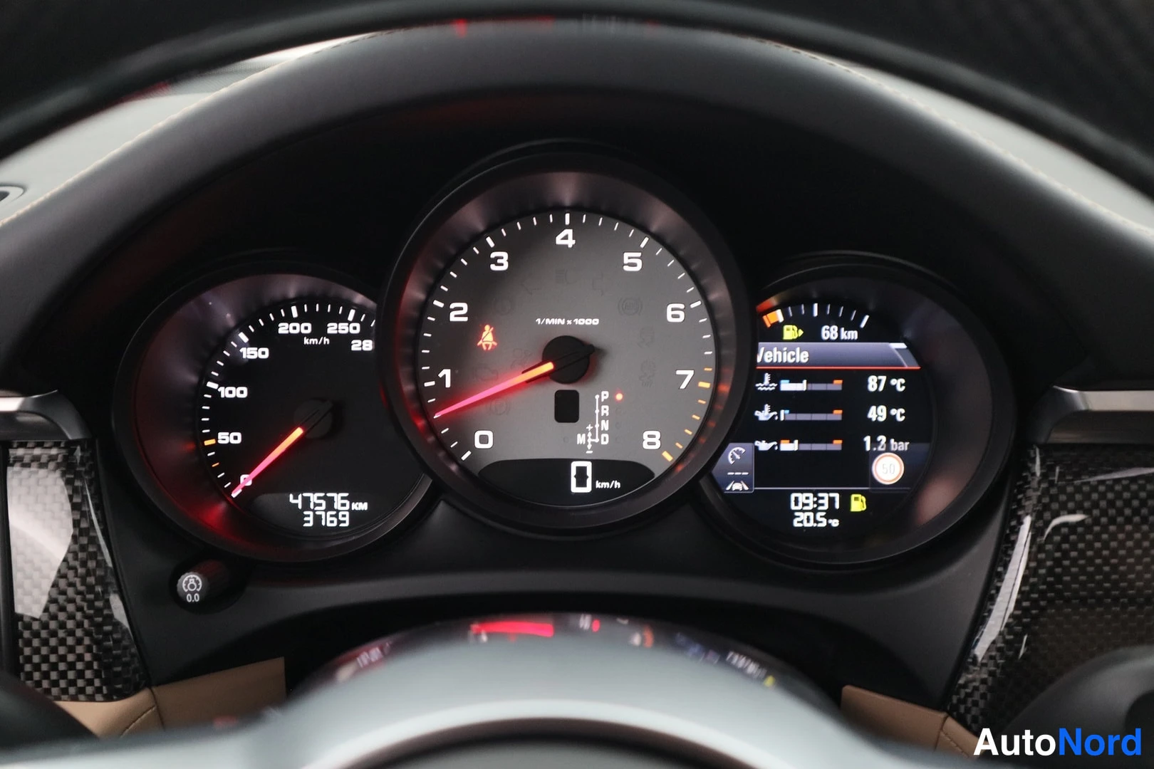 Sininen Porsche Macan 2019, ulkokuva 24 – Lappeenranta