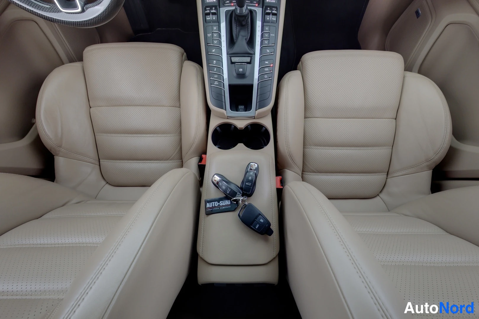 Sininen Porsche Macan 2019, ulkokuva 9 – Lappeenranta