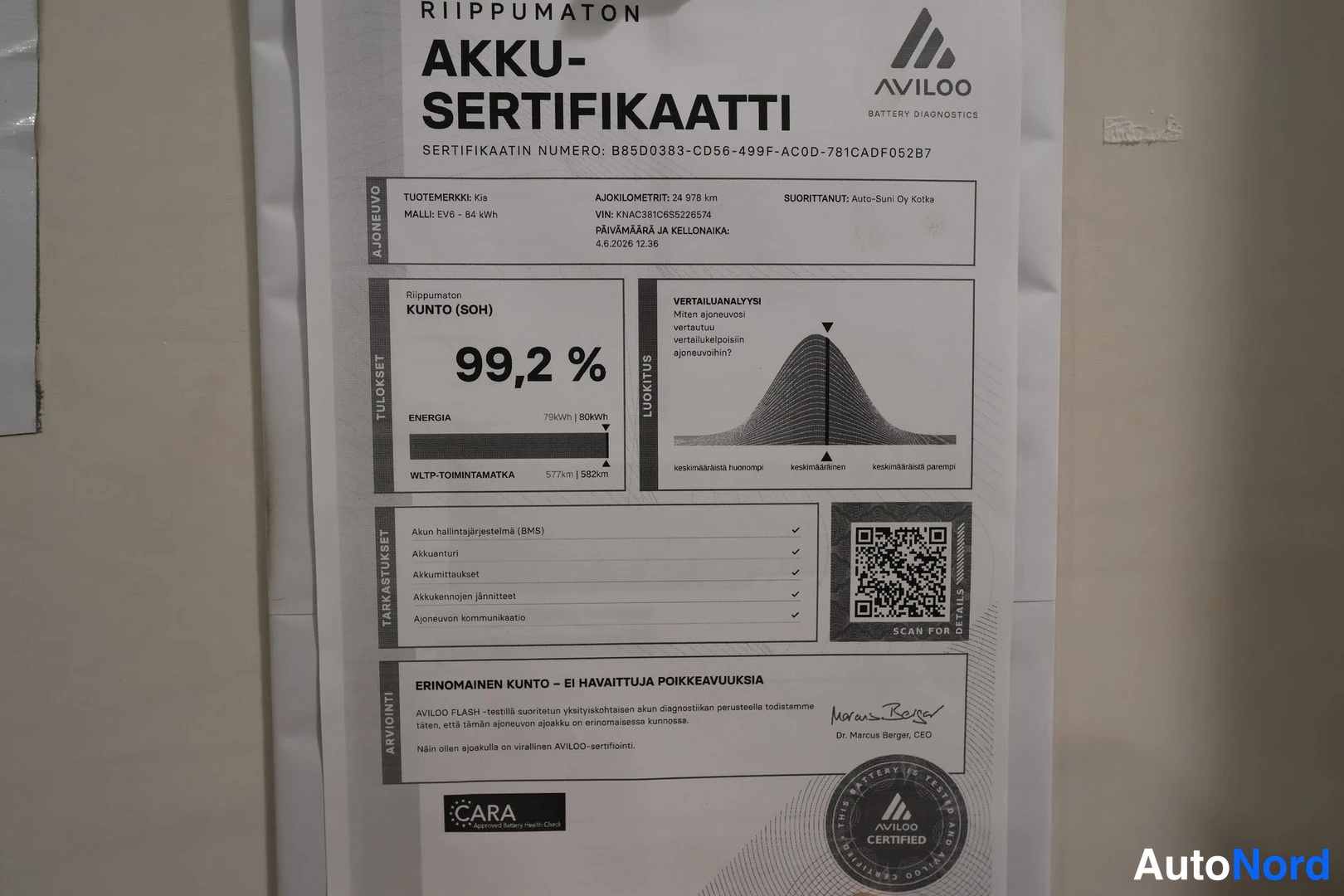 Muu: Aviloo Akku-sertifikaatti, jossa akun kunto (SOH) 99,2 %, ajetut kilometrit 24 976 km, merkki Kia, malli EV6.