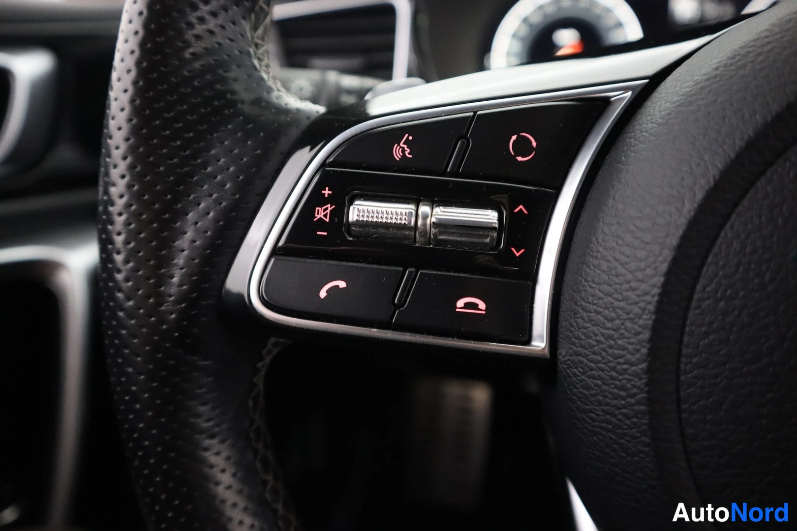 Punainen Kia ProCeed 2020, kuva 18